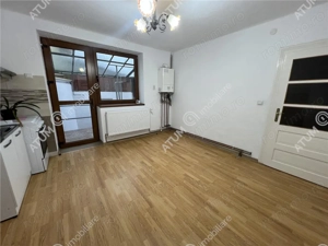 Casa 3 camere cu 2 pivnite si teren de 242 mp zona Calea Dumbravii - imagine 5