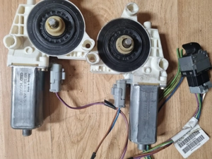 Motoras macara geam stanga , dreapta Peugeot 307 HDI 2.0