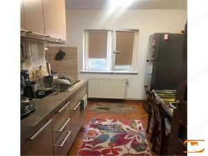 Ap 3 cam zona Soarelui, etaj 1, decomandat,centrala proprie