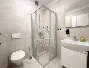Apartament cu 3 camere, semidecomandat, zona Lipovei - imagine 12