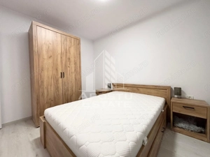 Apartament cu 3 camere, semidecomandat, zona Lipovei - imagine 5