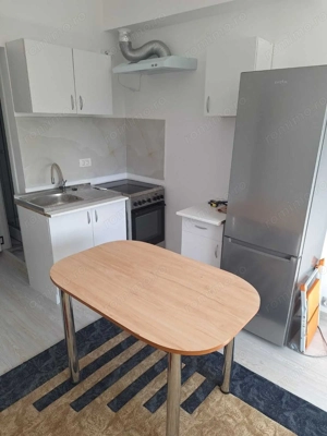 Garsoniera renovata 5 min M 1 Decembrie DB1015