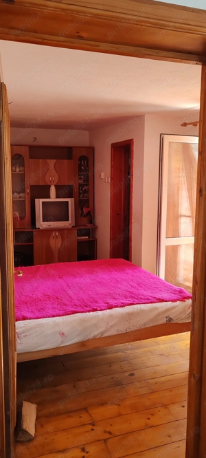 Casă Vilă de vânzare în Comuna Bezdead, Jud. Dâmbovița, Pucioasa ( 42 km de Sinaia ) - imagine 5