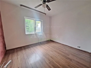 Apartament 2 camere semidecomandat, | Etaj 2, zona  Ura - imagine 4