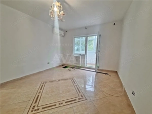 Apartament 2 camere semidecomandat, | Etaj 2, zona  Ura - imagine 2