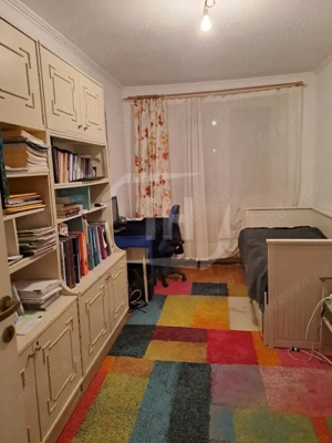 Apartament 3 camere, decomandat, zona Iullius Mall