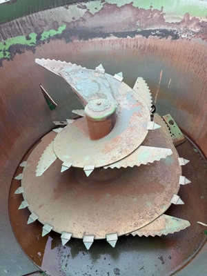 Vând remorcă de furajare  - imagine 3