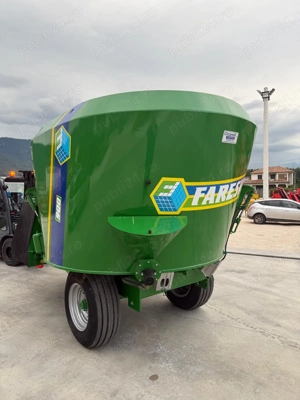 Vând remorcă de furajare  - imagine 5