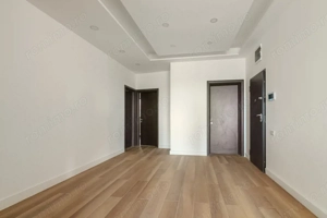 Lux pe Șoseaua Nordului: 250 mp + parcare subterană - imagine 7