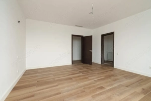 Lux pe Șoseaua Nordului: 250 mp + parcare subterană - imagine 16