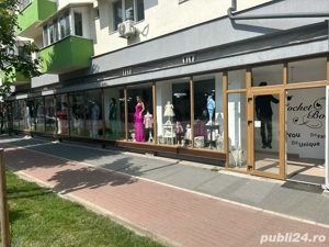 Vand spatiu comercial 256 mp