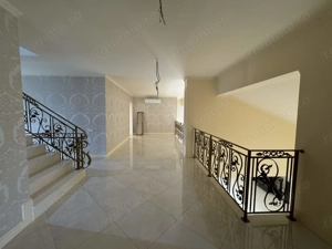 Vila S+P+1E, finisaje de lux, teren - 3000 mp, zona Platou Strehareti - imagine 18