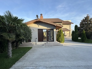 Vila S+P+1E, finisaje de lux, teren - 3000 mp, zona Platou Strehareti - imagine 6