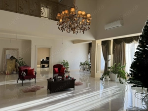 Vila S+P+1E, finisaje de lux, teren - 3000 mp, zona Platou Strehareti - imagine 8