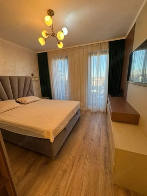 Vânzare penthouse *3 camere* în Târgu Jiu - zona Parc Coloana Infinitului - imagine 3