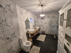 //SPATIU COMERCIAL//REZIDENTA// - imagine 4