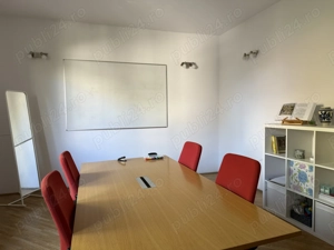 Spații pentru educație, workshopuri și consiliere