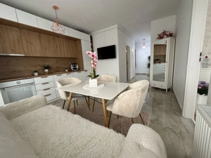 Vand apartament iris