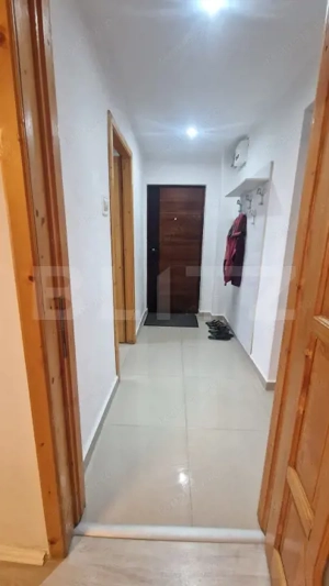 Apartament cu 3 camere decomandate, 68 mp, bloc renovat si izolat, zona Triaj - imagine 6