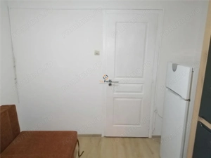 Proprietar Garsoniera Renovata Bloc Izolat - imagine 7