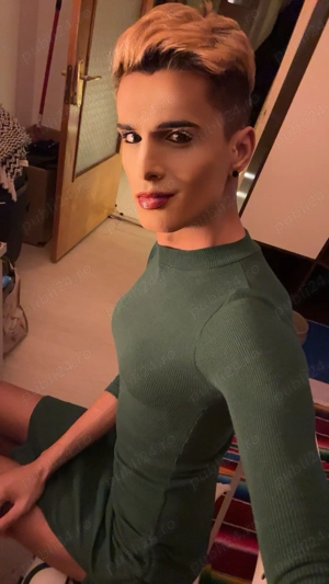 Hey simpaticilor sunt Sara 24 de ani travestită dornică să cunosc oanemi frumoși Kiss - imagine 4