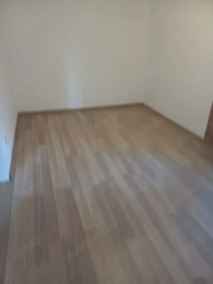 Apartament cu trei camere zona buna,partial renovat - imagine 2