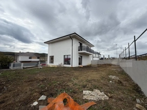 Super oferta! Casa individuala, 120 mp, teren 500 mp, intrare Chinteni - imagine 3