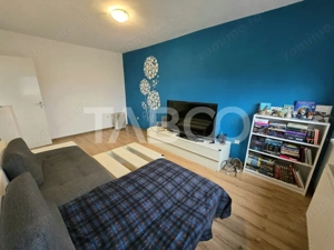 Apartament decomandat 3 camere balcon pivnita lift Vasile Aaron Sibiu - imagine 10