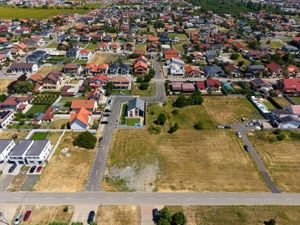 Teren 700 mp  Dumbravita, str. Bucuresti, Persoana juridica - imagine 4