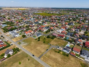 Teren 700 mp  Dumbravita, str. Bucuresti, Persoana juridica - imagine 2