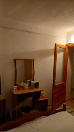 Apartament 2 camere semidecomandate,zona Cora - imagine 6
