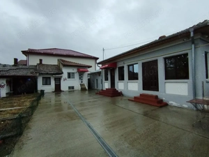 Casa de vanzare, 200 mp, zona Nicolae Romanescu - imagine 2