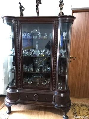 Vând mobilă Chipendalle stare perfectă  - imagine 3