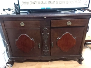 Vând mobilă Chipendalle stare perfectă  - imagine 2