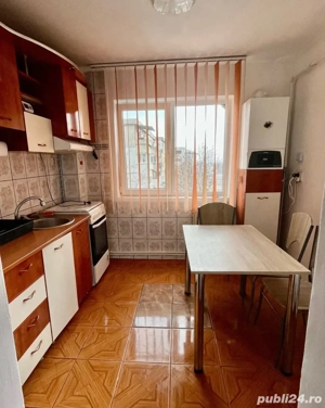 Vand apartament cu 3 camere Costieni - imagine 8