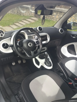 Smart fortwo 2015  .  Km 69000 Stare impecabilă  - imagine 2
