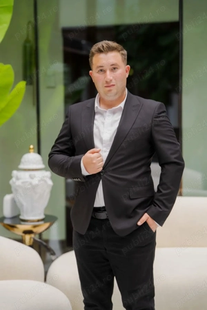 Student caut job part-time