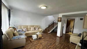  Casă spațioasă cu 5 camere și teren generos de 2.044 mp, zona Vintul de Jos - imagine 2