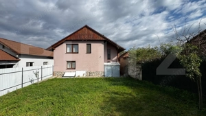  Casă spațioasă cu 5 camere și teren generos de 2.044 mp, zona Vintul de Jos - imagine 12