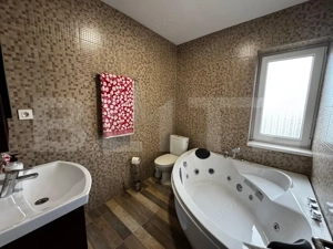  Casă spațioasă cu 5 camere și teren generos de 2.044 mp, zona Vintul de Jos - imagine 8