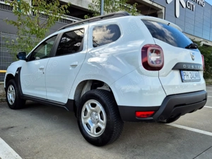 Dacia Duster Laureate 4x4 2020, 1.5 Blue dCi Diesel Manuala, 115 CP, 6+1 trepte - imagine 8