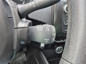 Dacia Duster Laureate 4x4 2020, 1.5 Blue dCi Diesel Manuala, 115 CP, 6+1 trepte - imagine 15