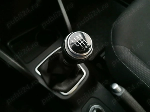 Dacia Duster Laureate 4x4 2020, 1.5 Blue dCi Diesel Manuala, 115 CP, 6+1 trepte - imagine 18