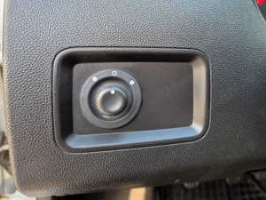 Dacia Duster Laureate 4x4 2020, 1.5 Blue dCi Diesel Manuala, 115 CP, 6+1 trepte - imagine 13