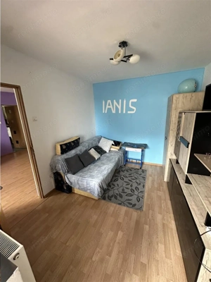 Mobilat  #537;i utilat et intermediar în spate la Sec #539;ia 3 - imagine 3