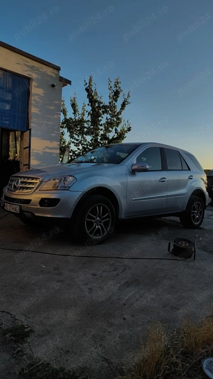 Vând Mercedes Benz clasa Ml 320 - imagine 2