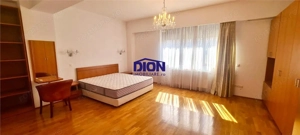 Arcul de Triunf 5 camere 200mp - imagine 4