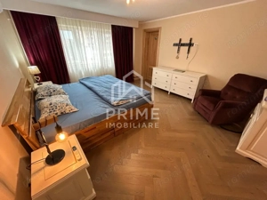 APARTAMENT - 3 camere 100 mp, etaj 1/4 + boxa si parcare - DE VANZARE - imagine 3