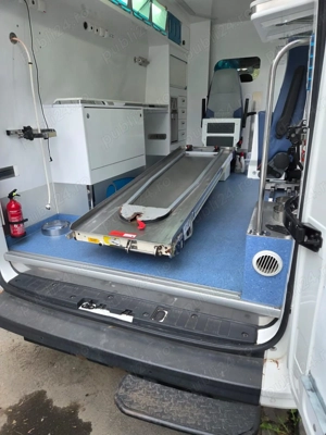  Ambulanță Volkswagen Crafter 2.0 TDI 4Motion 177CP | 2017 | 4x4 | EURO 6C - imagine 3