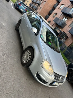 vand volkswagen GOLF 5 2010